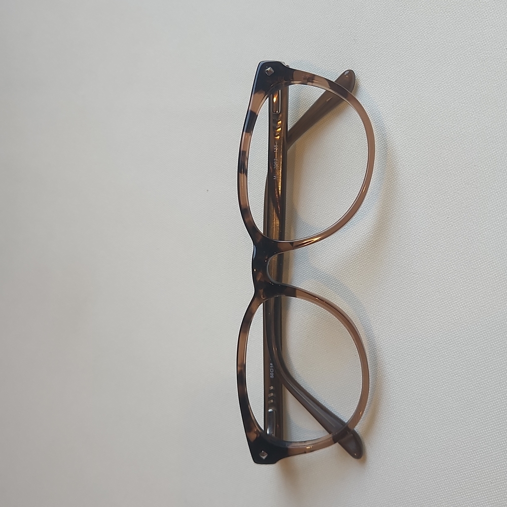Eyeglasses